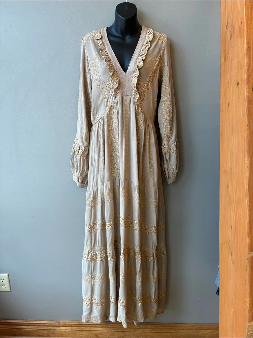Hale Bob Leighton Taupe & Gold Maxi Dress with Lace Trim - Picture 2 of 8